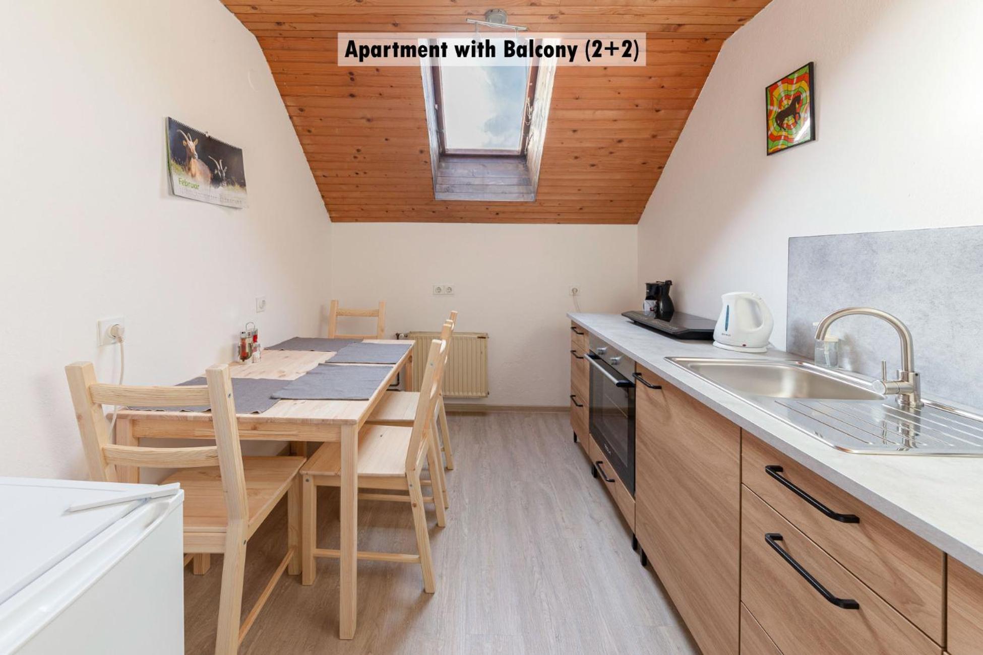 Apartments Farm House Uric Jesenice Ngoại thất bức ảnh
